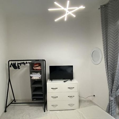 Sea&Sun Apartament Chiaia Наполи Екстериор снимка