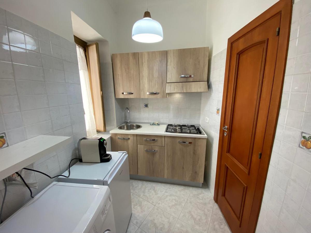 Sea&Sun Apartament Chiaia Наполи Екстериор снимка