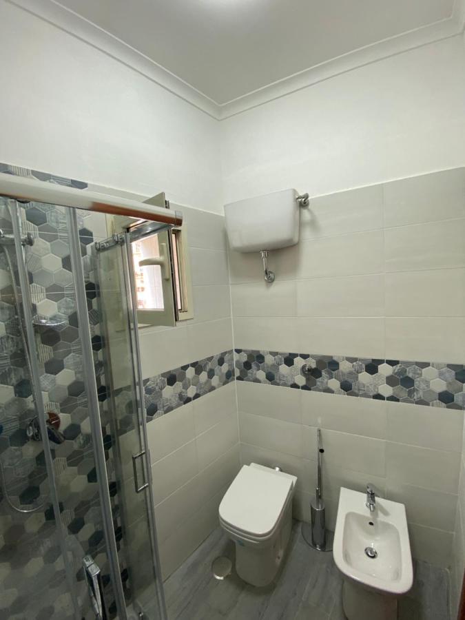 Sea&Sun Apartament Chiaia Наполи Екстериор снимка