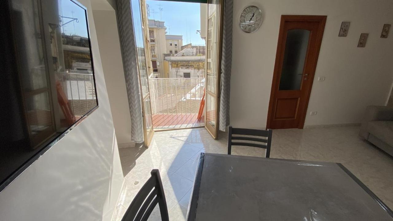 Sea&Sun Apartament Chiaia Наполи Екстериор снимка